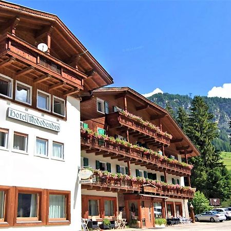 Hotel Rododendro Val Di Fassa كامبيتيلو دي فاسا المظهر الخارجي الصورة